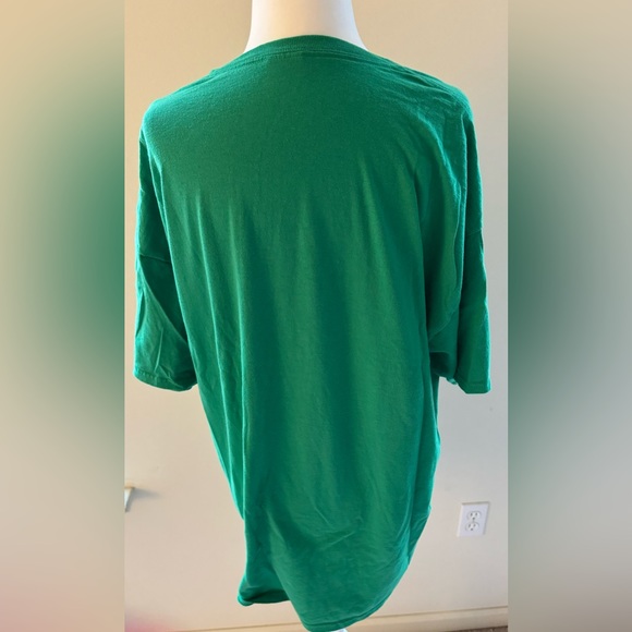 If You Can Read This Put Me Back On My Bar Stool - Funny St. Patrick's Day Tee - Picture 3 of 5